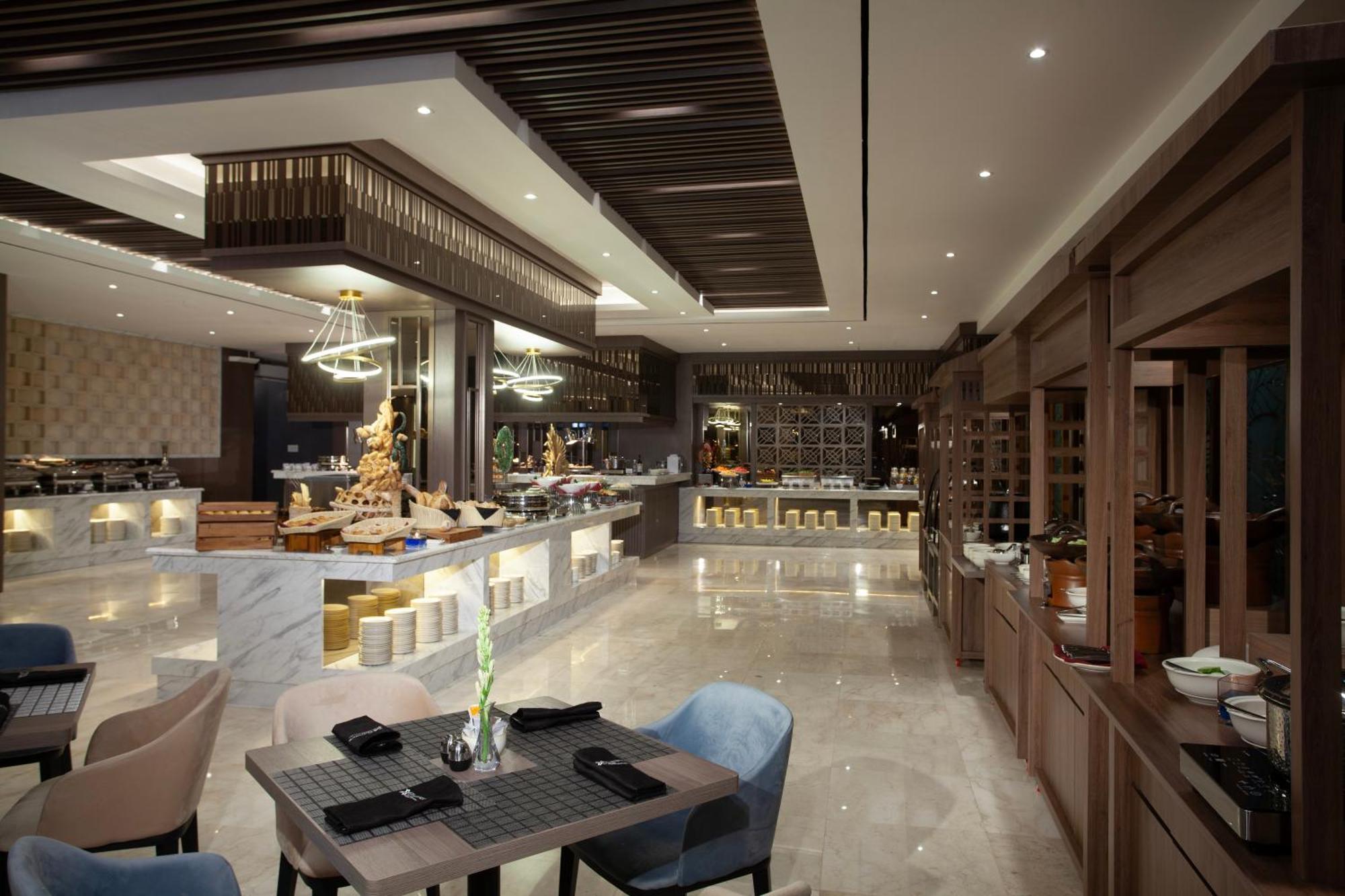 Platinum Bali Hotel 5*