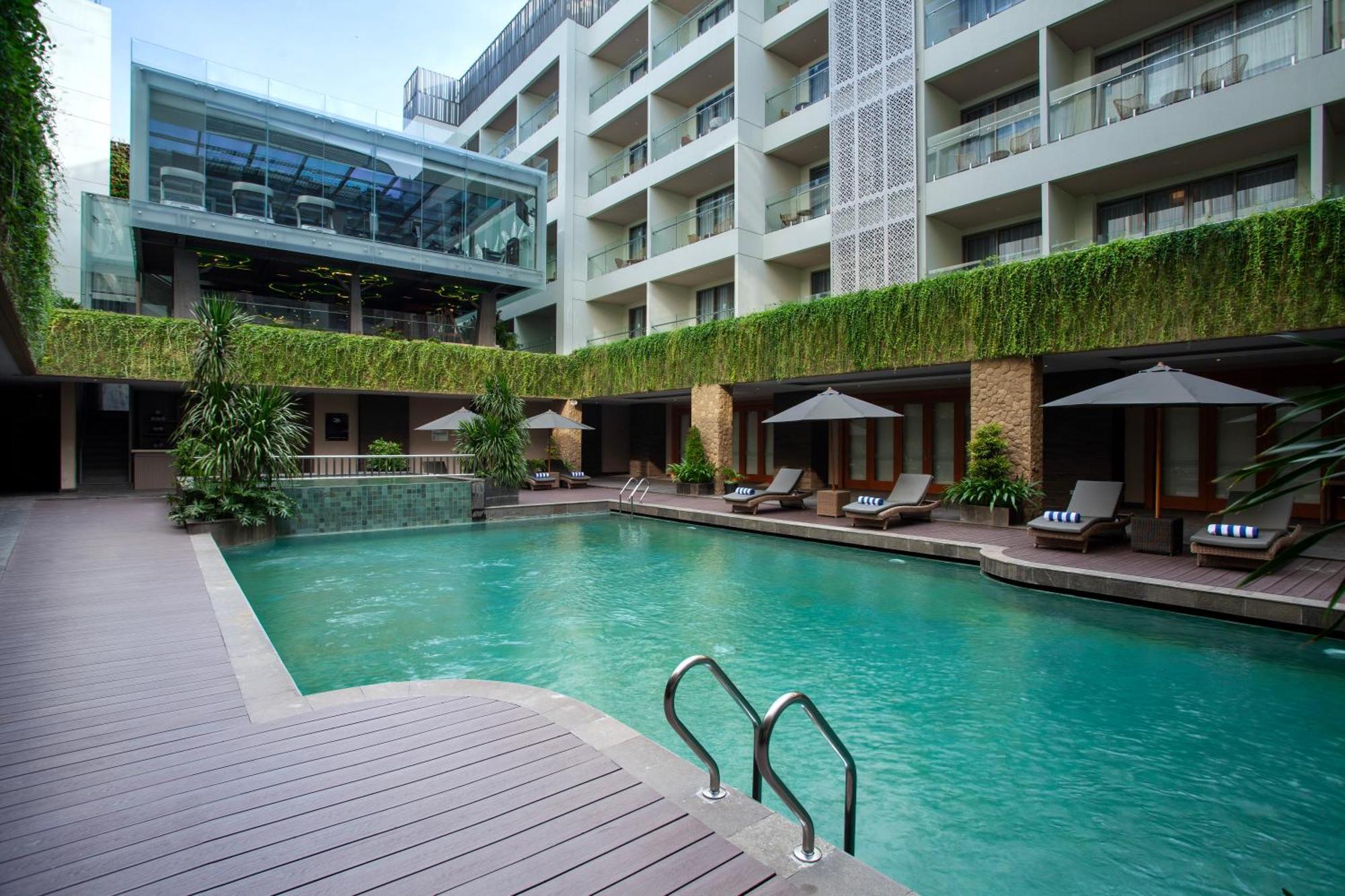 Platinum Bali Hotel 5*